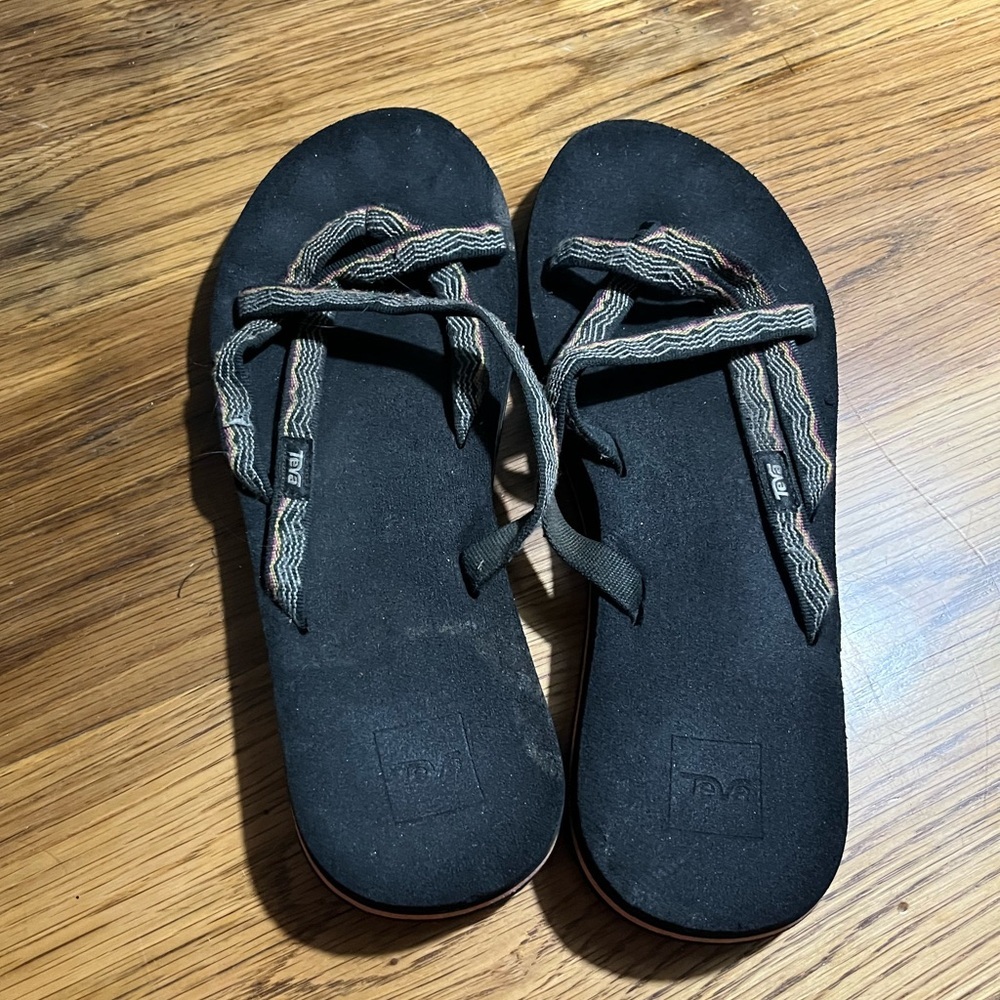 Teva Olowahu Flip Flop Sandals | Women’s Size 10 | Strappy Comfort